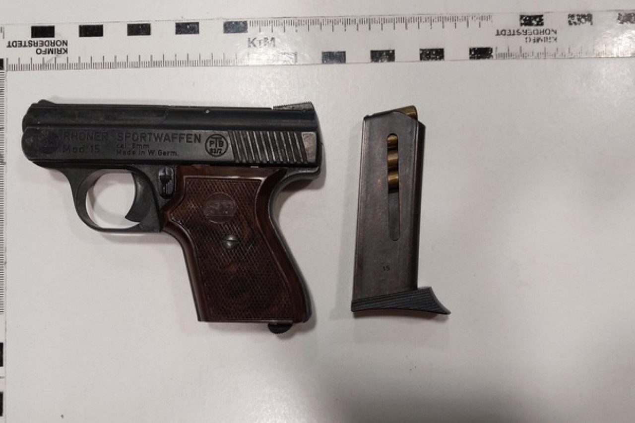Waffe ohne Schein: Frau im Bahnhof Dresden erwischt!